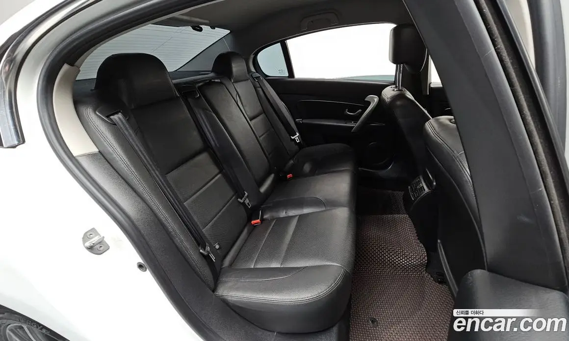 Renault (Samsung) SM5 2017 2.0 автомат (гидро), фото 17 Renault (Samsung) SM5 2017 2.0 автомат (гидро), фото 17
