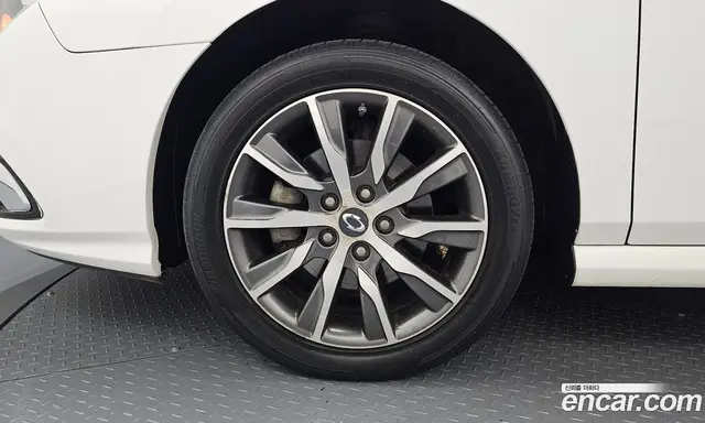 Renault (Samsung) SM5 2017 2.0 автомат (гидро), миниатюра 5 Renault (Samsung) SM5 2017 2.0 автомат (гидро), миниатюра 5