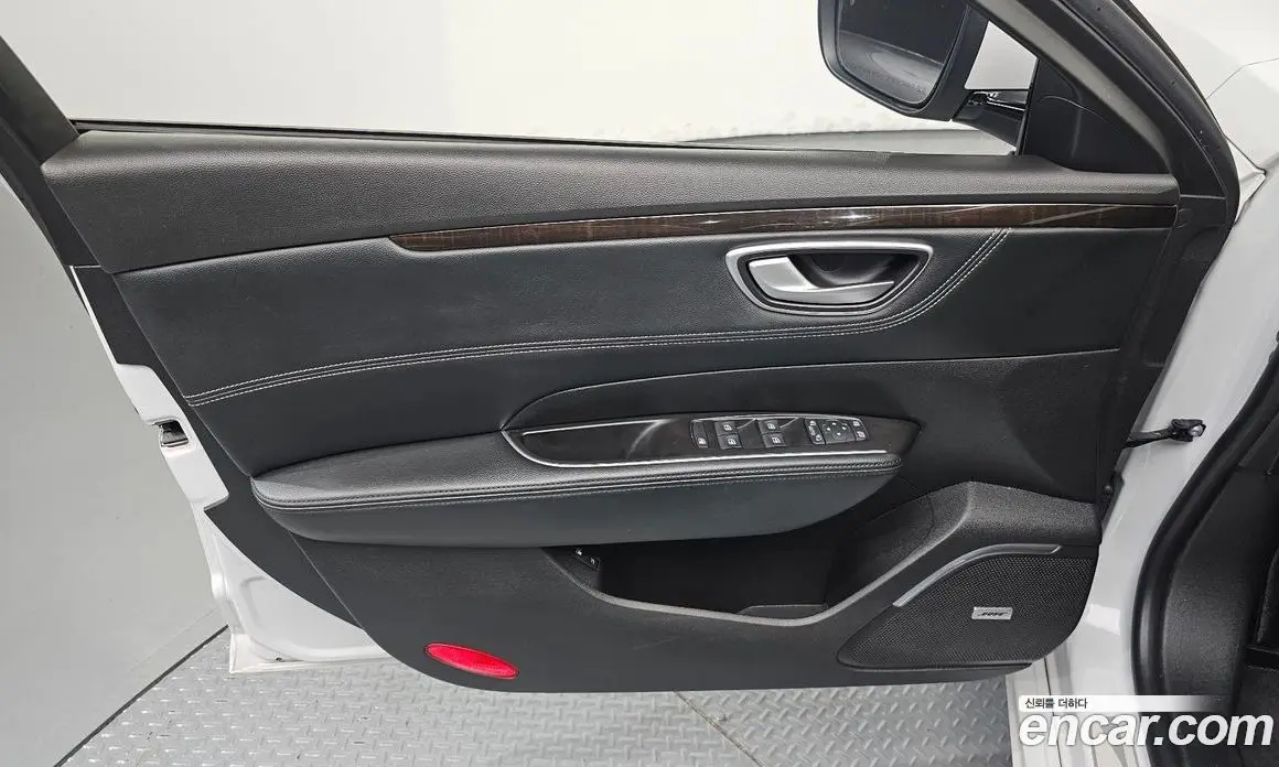 Renault (Samsung) SM6 2019 2.0 автомат (гидро), фото 14 Renault (Samsung) SM6 2019 2.0 автомат (гидро), фото 14