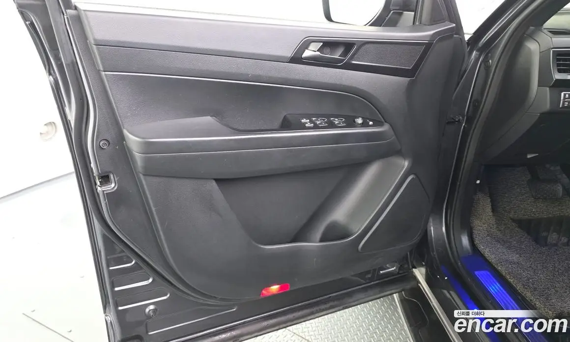 SsangYong Rexton 2019 2.2 автомат (гидро), фото 14