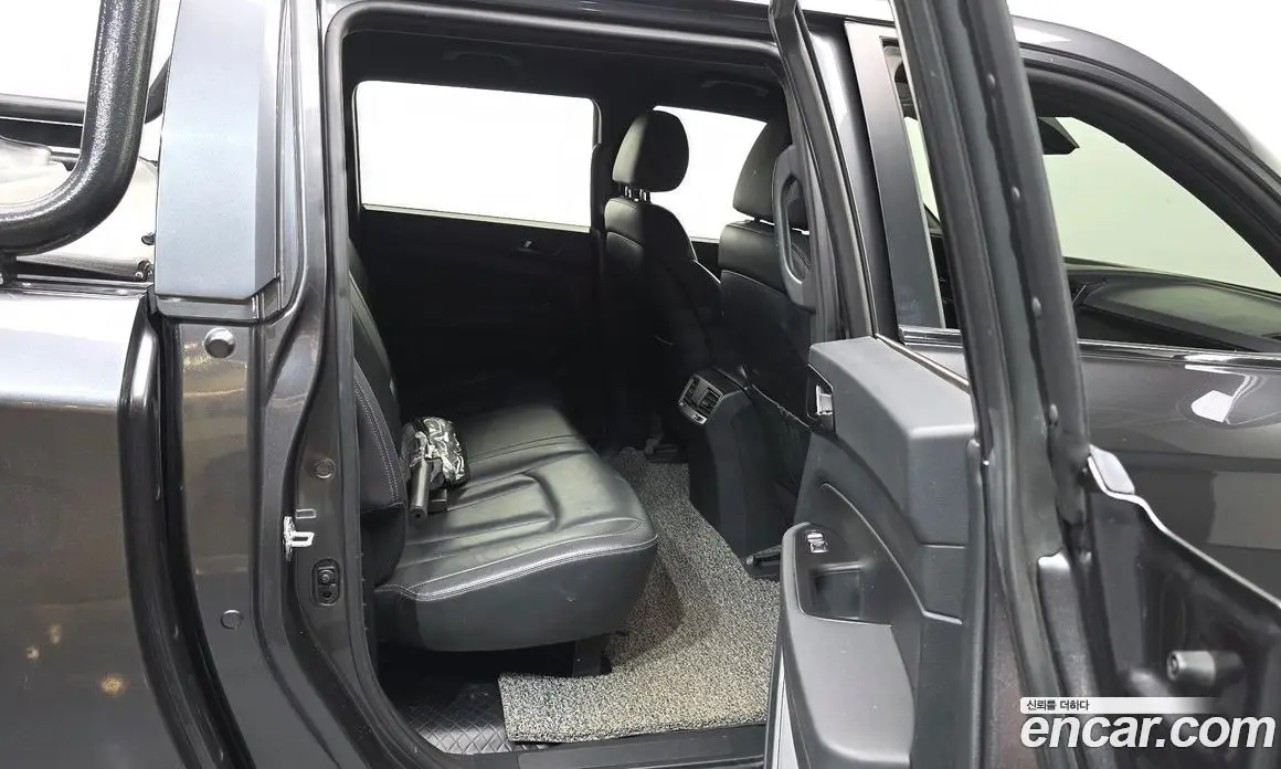 SsangYong Rexton 2019 2.2 автомат (гидро), фото 18