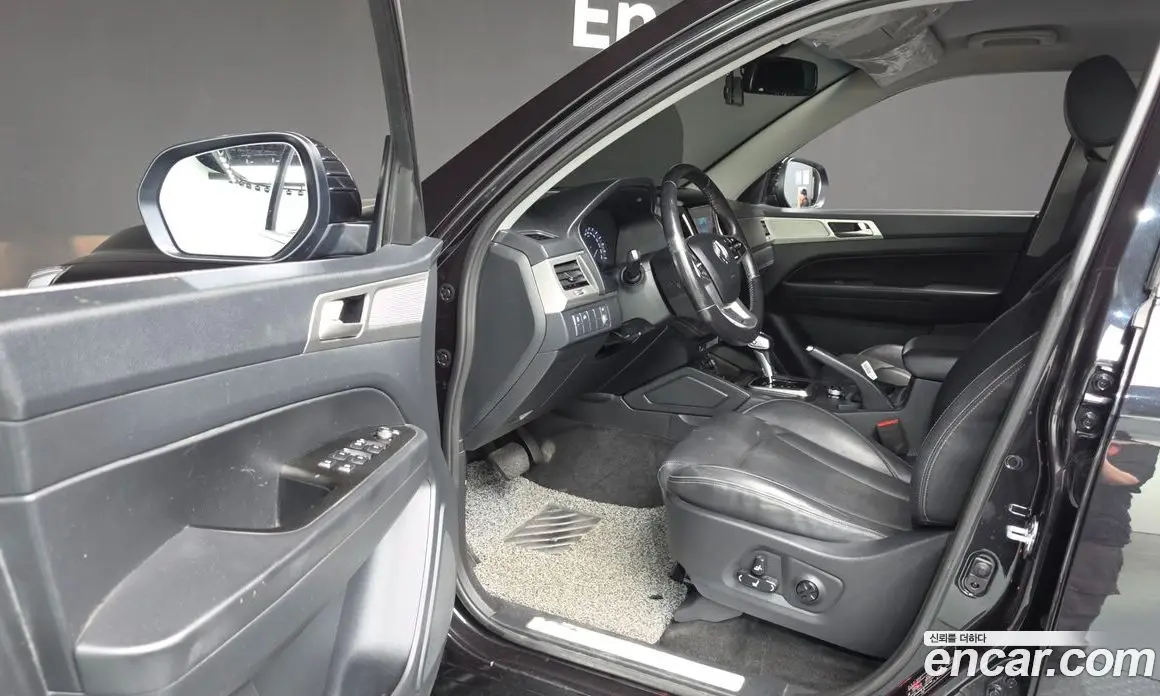 SsangYong Rexton 2019 2.2 автомат (гидро), фото 13