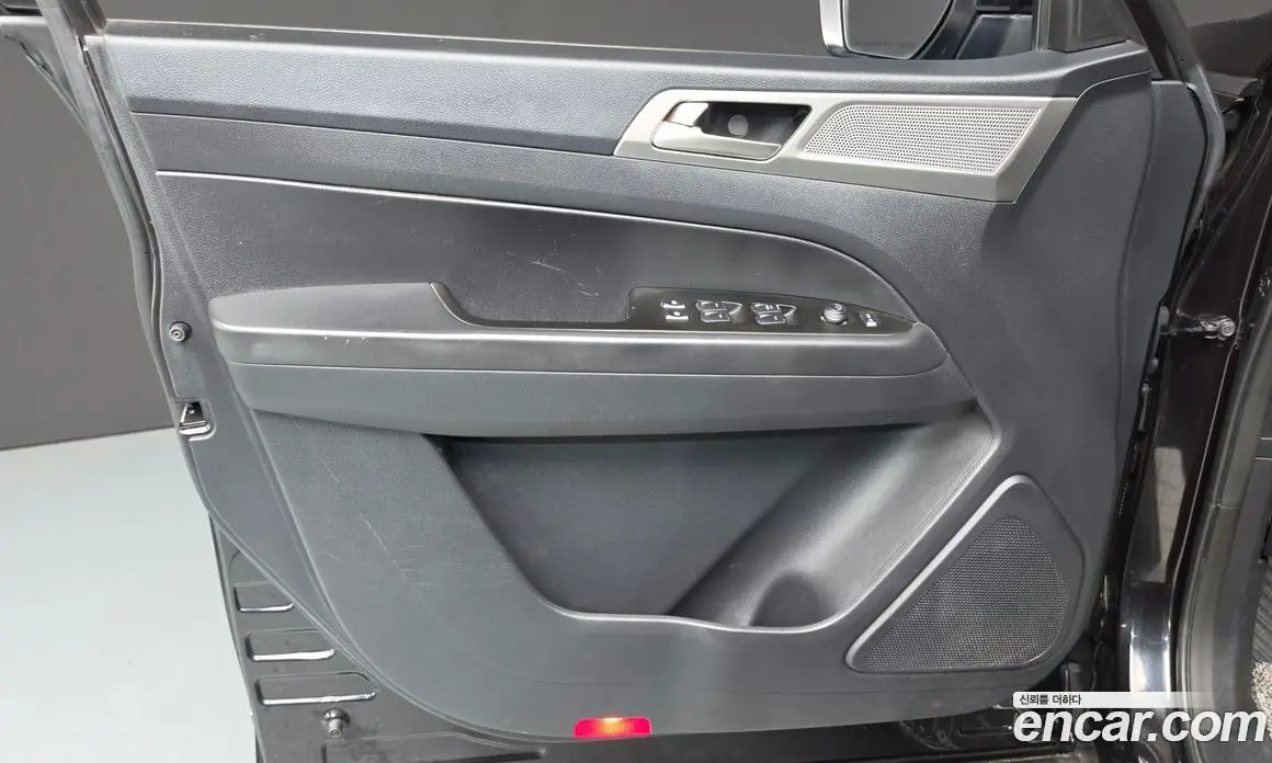 SsangYong Rexton 2019 2.2 автомат (гидро), фото 14