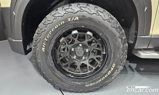 SsangYong Rexton 2023 2.2 автомат (гидро), миниатюра 5