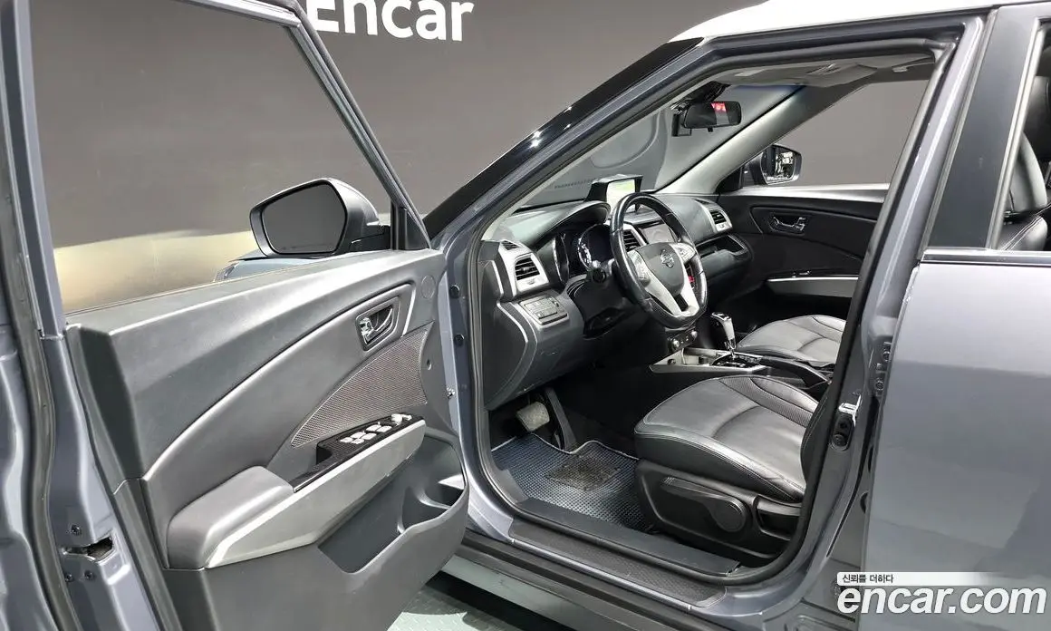 SsangYong TIBOLI 2015 1.6 автомат (гидро), фото 10