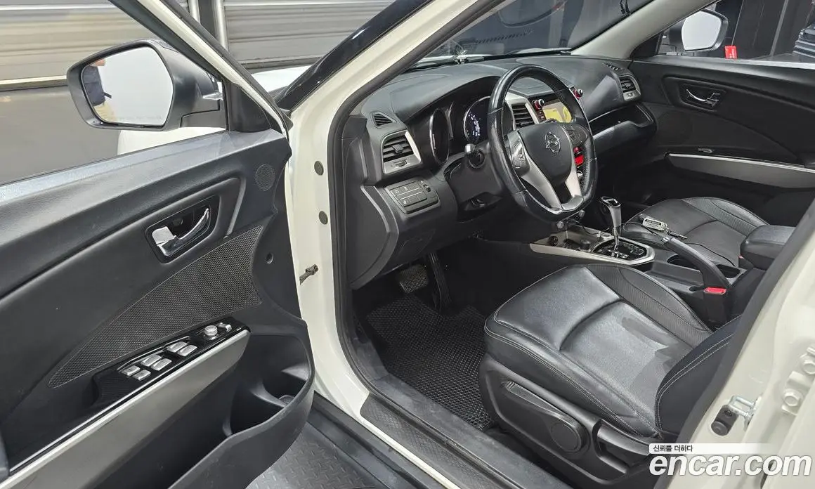 SsangYong TIBOLI 2016 1.6 автомат (гидро), фото 13