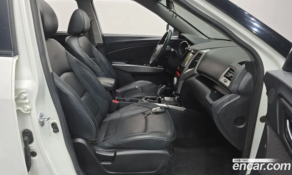 SsangYong TIBOLI 2016 1.6 автомат (гидро), фото 16