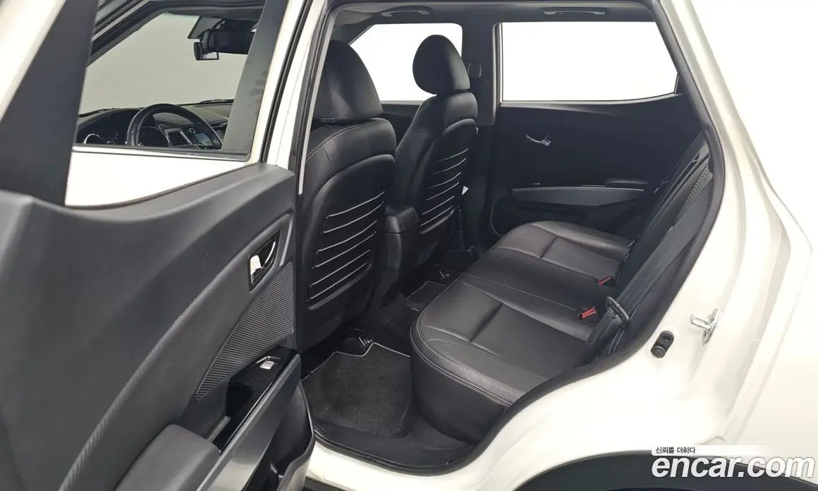SsangYong TIBOLI 2018 1.6 автомат (гидро), фото 17