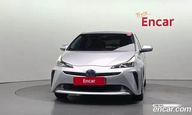Toyota Prius 2022 1.8 автомат (гидро), миниатюра 3