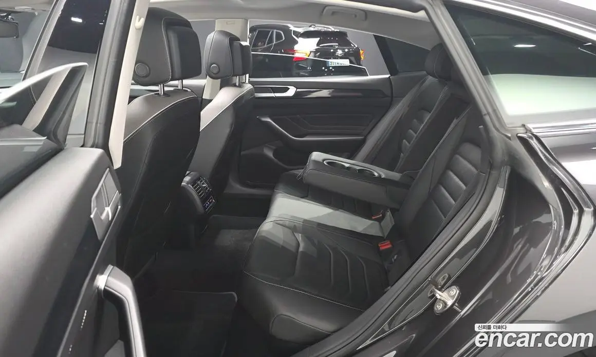 Volkswagen Arteon 2022 2.0 автомат (гидро), фото 17 Volkswagen Arteon 2022 2.0 автомат (гидро), фото 17