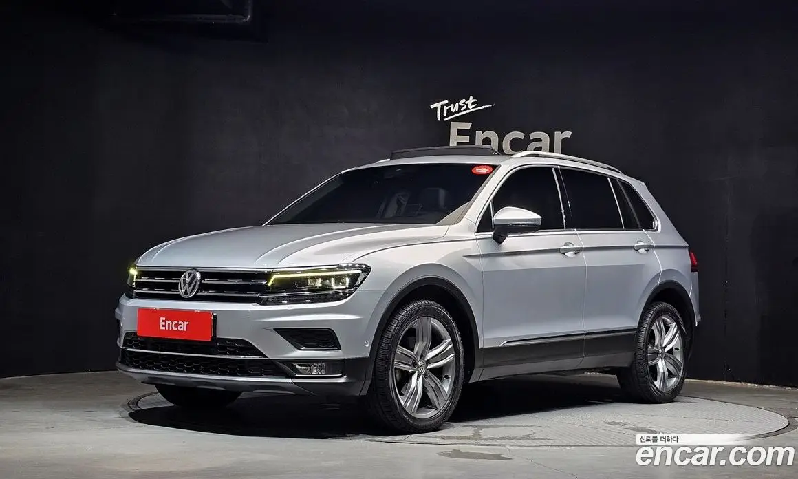 Volkswagen Tiguan 2018 2.0 автомат (гидро), фото 1 Volkswagen Tiguan 2018 2.0 автомат (гидро), фото 1