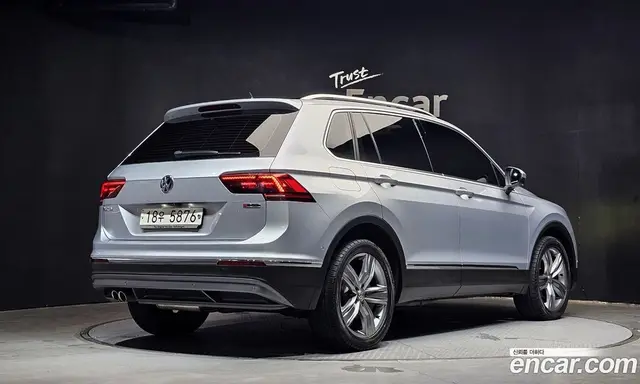 Volkswagen Tiguan 2018 2.0 автомат (гидро), миниатюра 2 Volkswagen Tiguan 2018 2.0 автомат (гидро), миниатюра 2