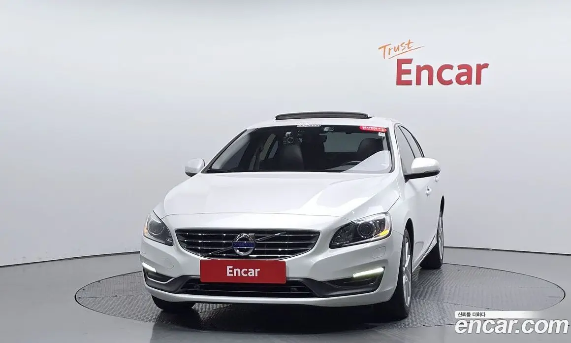Volvo S60 2014 1.6 автомат (гидро), фото 2 Volvo S60 2014 1.6 автомат (гидро), фото 2