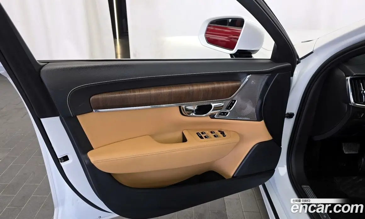Volvo S90 2021 2.0 автомат (гидро), фото 14 Volvo S90 2021 2.0 автомат (гидро), фото 14