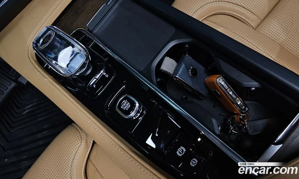Volvo S90 2024 2.0 автомат (гидро), фото 12 Volvo S90 2024 2.0 автомат (гидро), фото 12