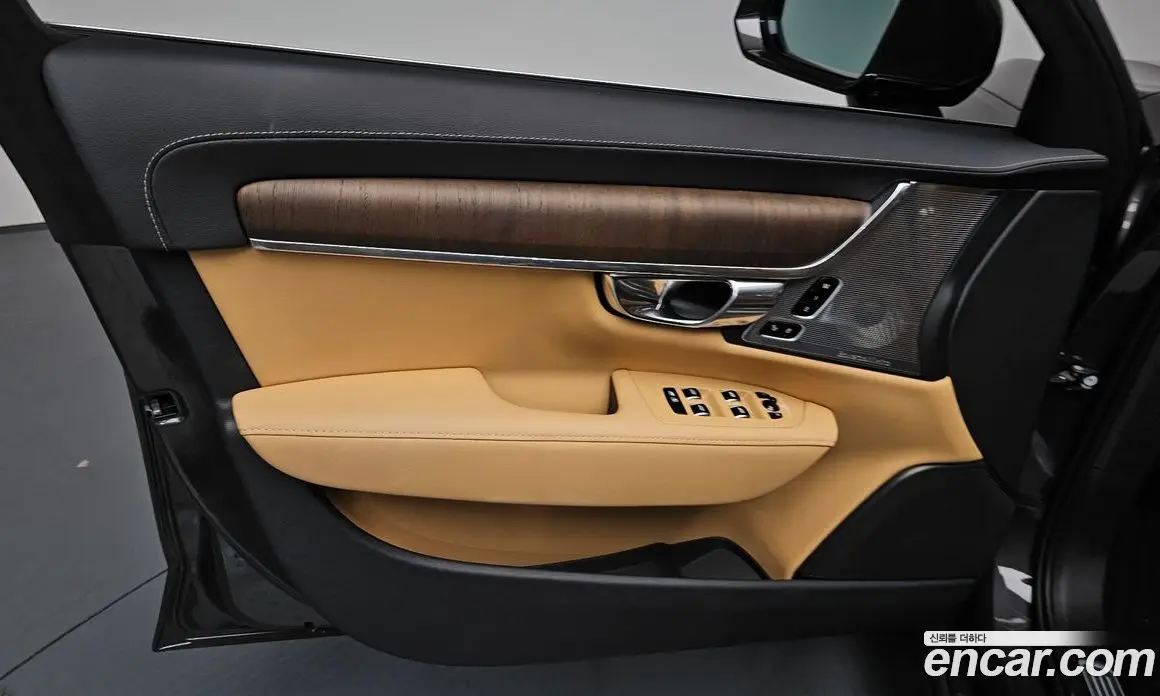 Volvo S90 2024 2.0 автомат (гидро), фото 14 Volvo S90 2024 2.0 автомат (гидро), фото 14