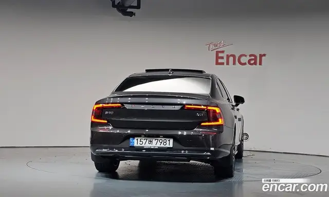 Volvo S90 2024 2.0 автомат (гидро), миниатюра 4 Volvo S90 2024 2.0 автомат (гидро), миниатюра 4