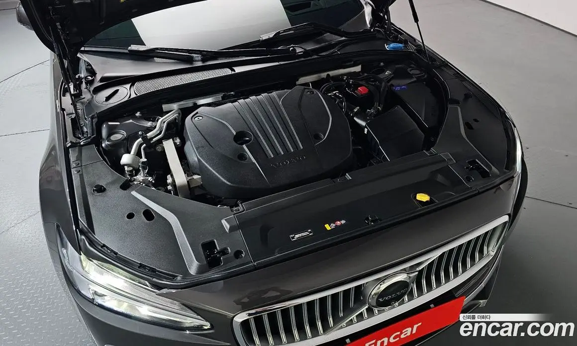 Volvo S90 2024 2.0 автомат (гидро), фото 6 Volvo S90 2024 2.0 автомат (гидро), фото 6