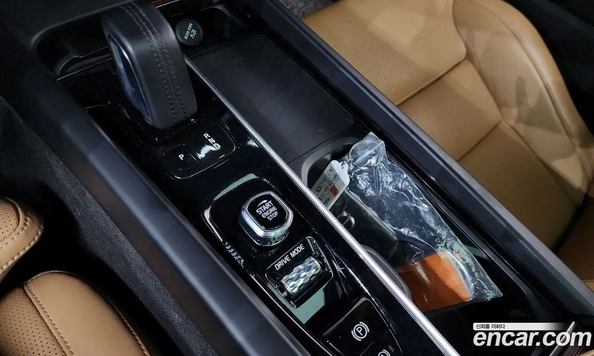 Volvo V60 2021 2.0 автомат (гидро), фото 12 Volvo V60 2021 2.0 автомат (гидро), фото 12
