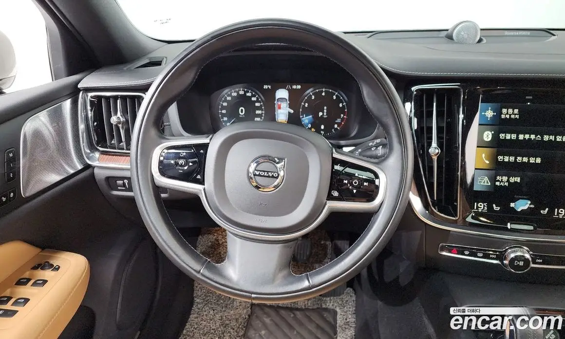 Volvo V60 2021 2.0 автомат (гидро), фото 19 Volvo V60 2021 2.0 автомат (гидро), фото 19