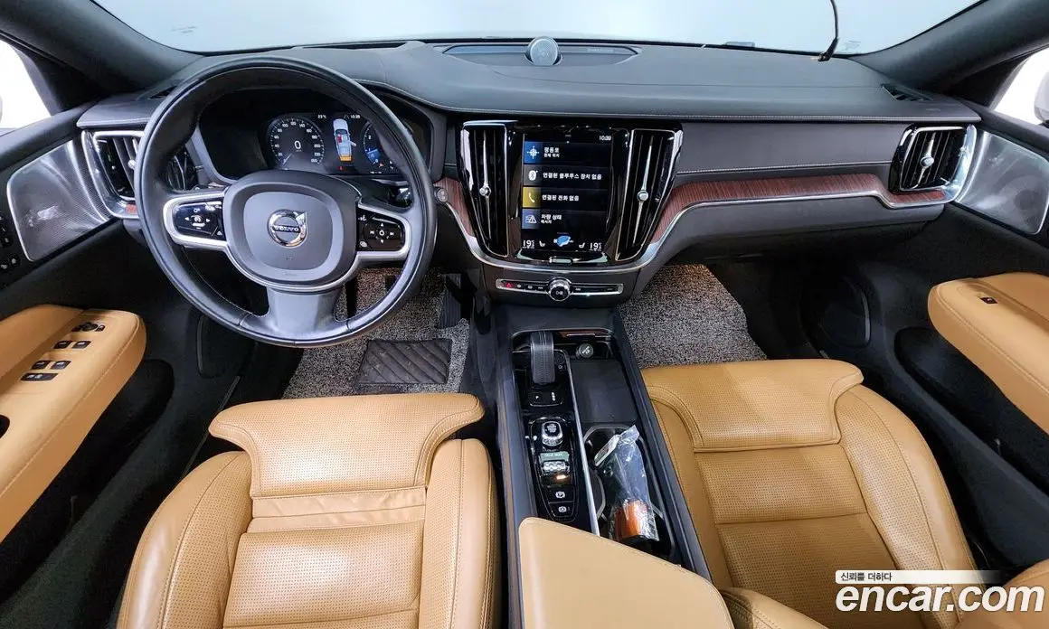 Volvo V60 2021 2.0 автомат (гидро), фото 10 Volvo V60 2021 2.0 автомат (гидро), фото 10