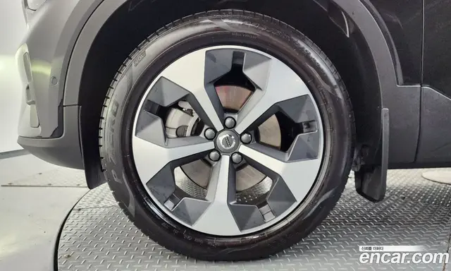 Volvo XC40 2025 2.0 автомат (гидро), миниатюра 5 Volvo XC40 2025 2.0 автомат (гидро), миниатюра 5