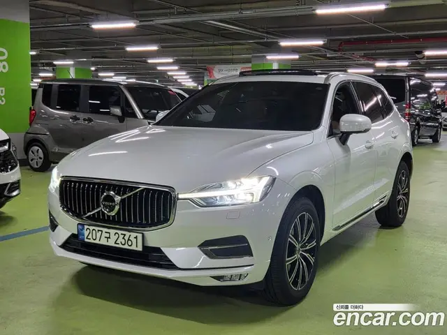Volvo XC60 2021 2.0 автомат (гидро), миниатюра 2