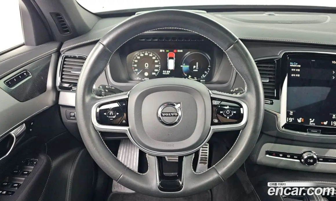 Volvo XC90 2020 2.0 автомат (гидро), фото 19 Volvo XC90 2020 2.0 автомат (гидро), фото 19