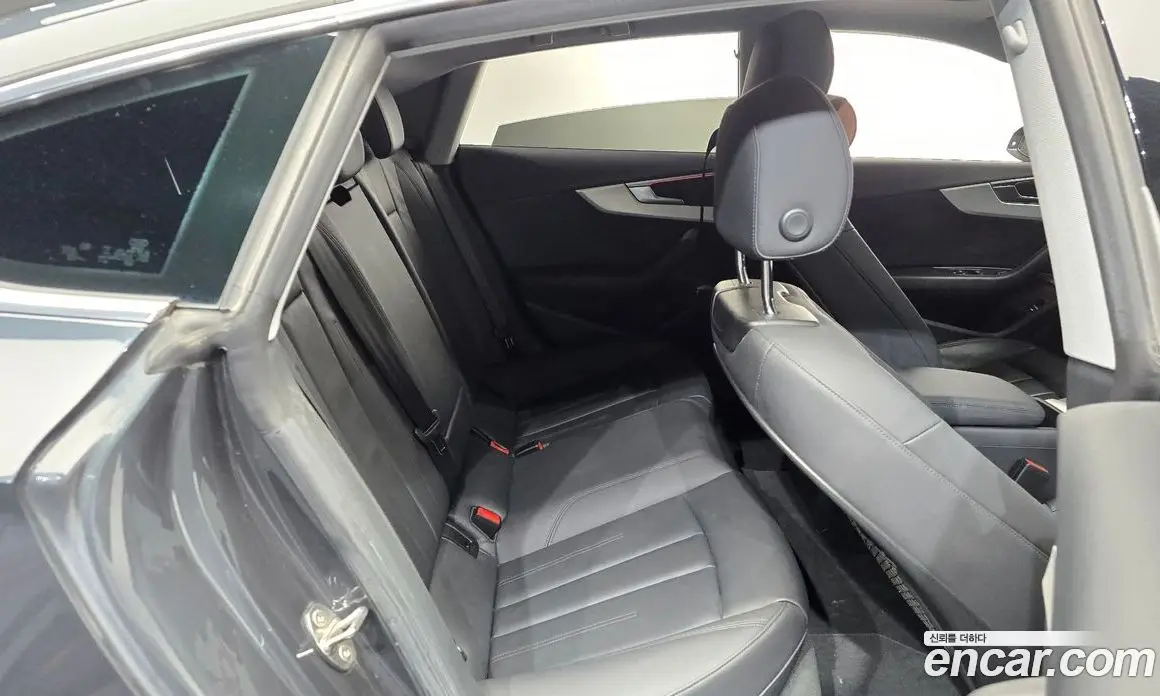 Audi A5 2021 2.0 автомат (гидро), фото 16