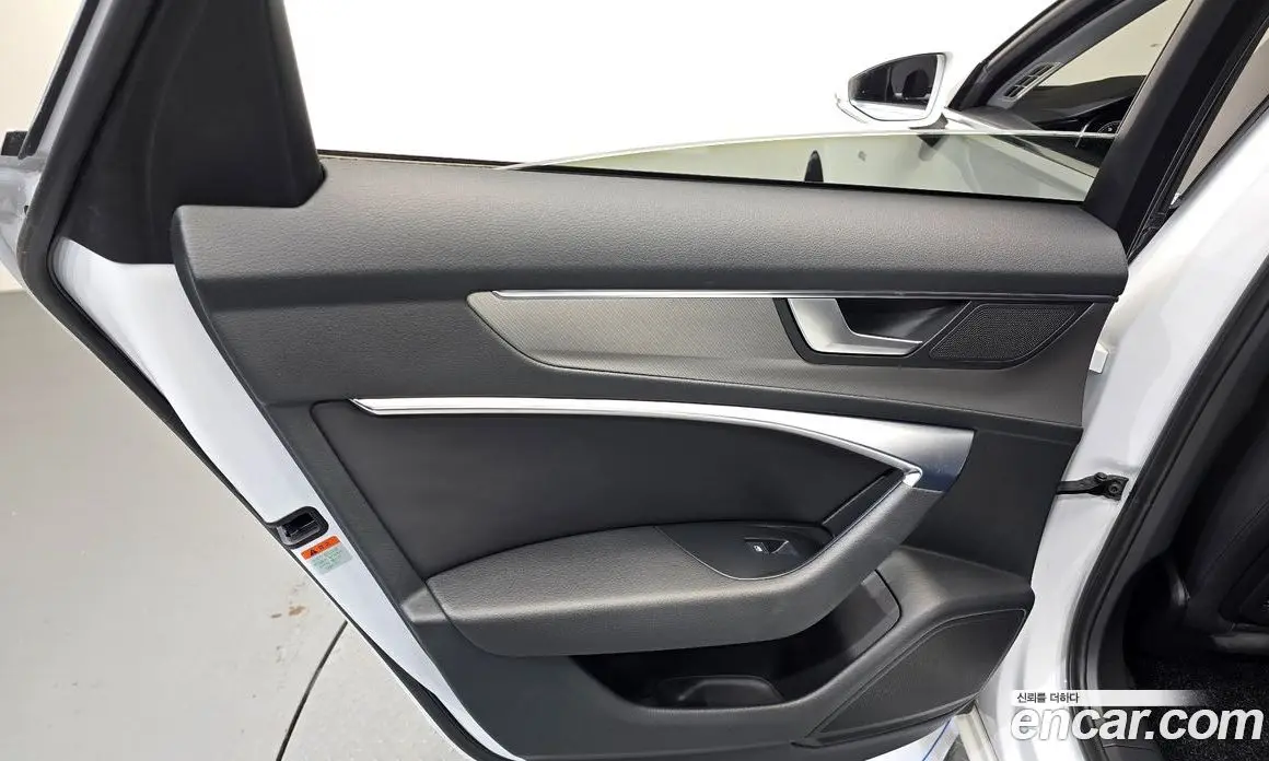 Audi A6 2019 2.0 автомат (гидро), фото 14