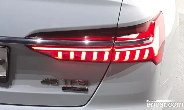 Audi A6 2019 2.0 автомат (гидро), миниатюра 8