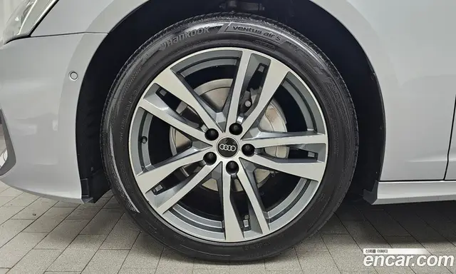 Audi A6 2022 2.0 автомат (гидро), миниатюра 5