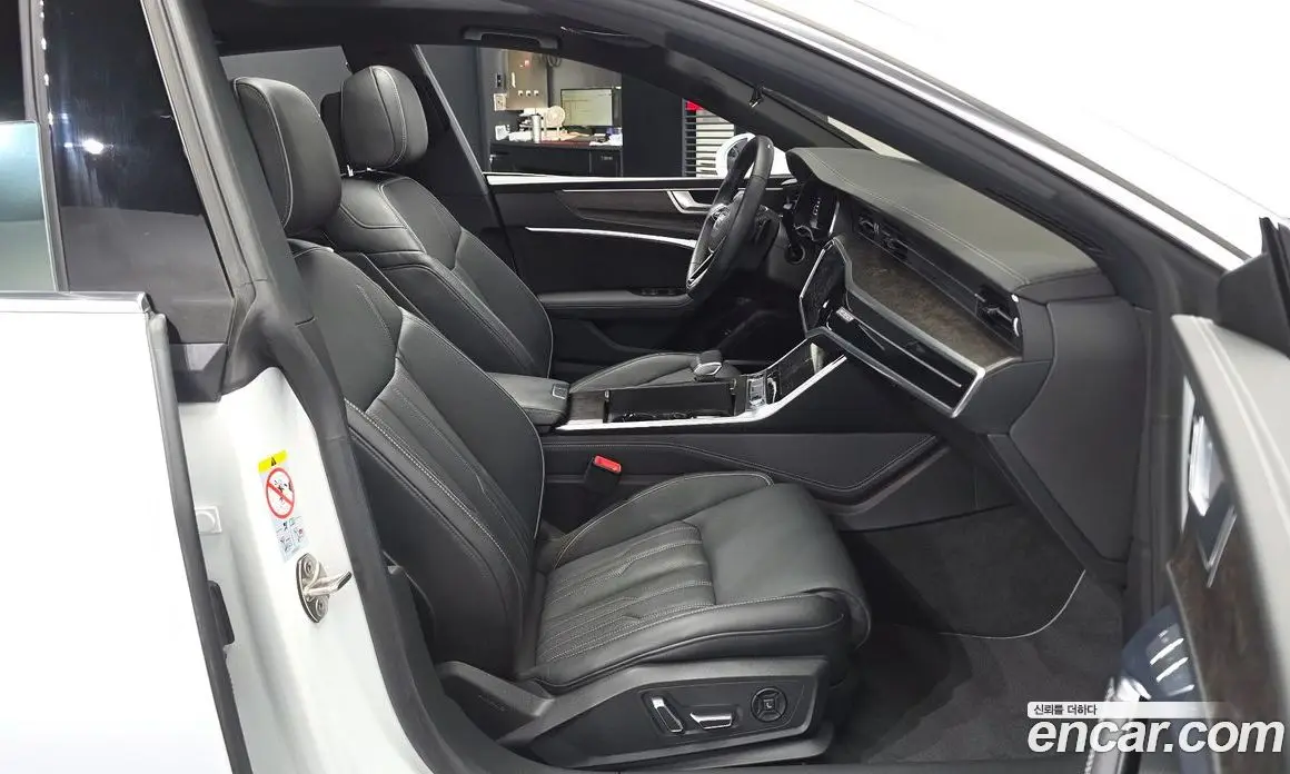 Audi A7 2021 3.0 автомат (гидро), фото 17