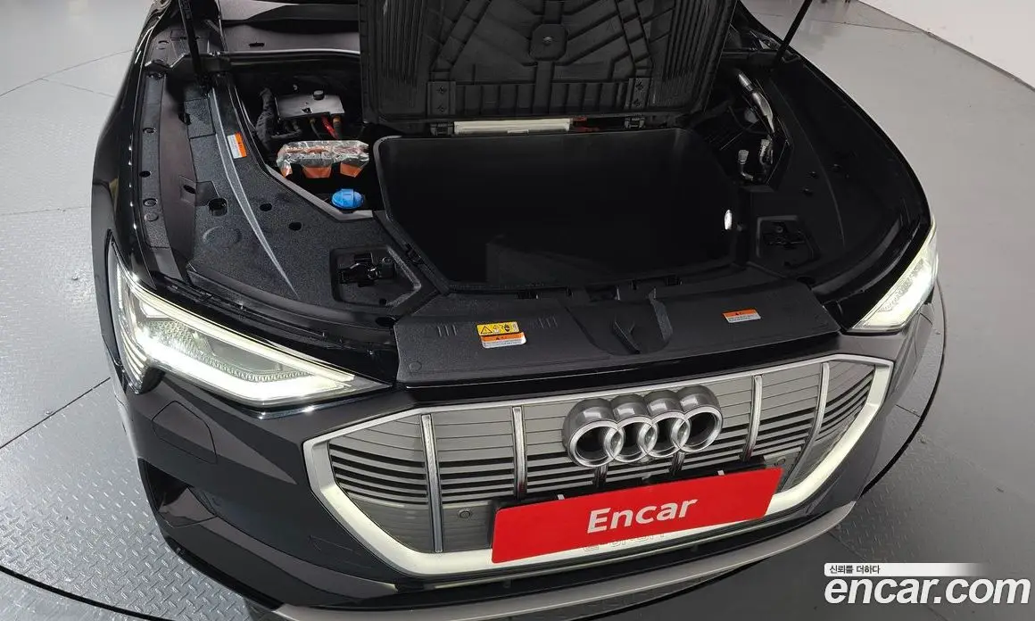 Audi e-tron 2021 0.2 автомат (гидро), фото 5