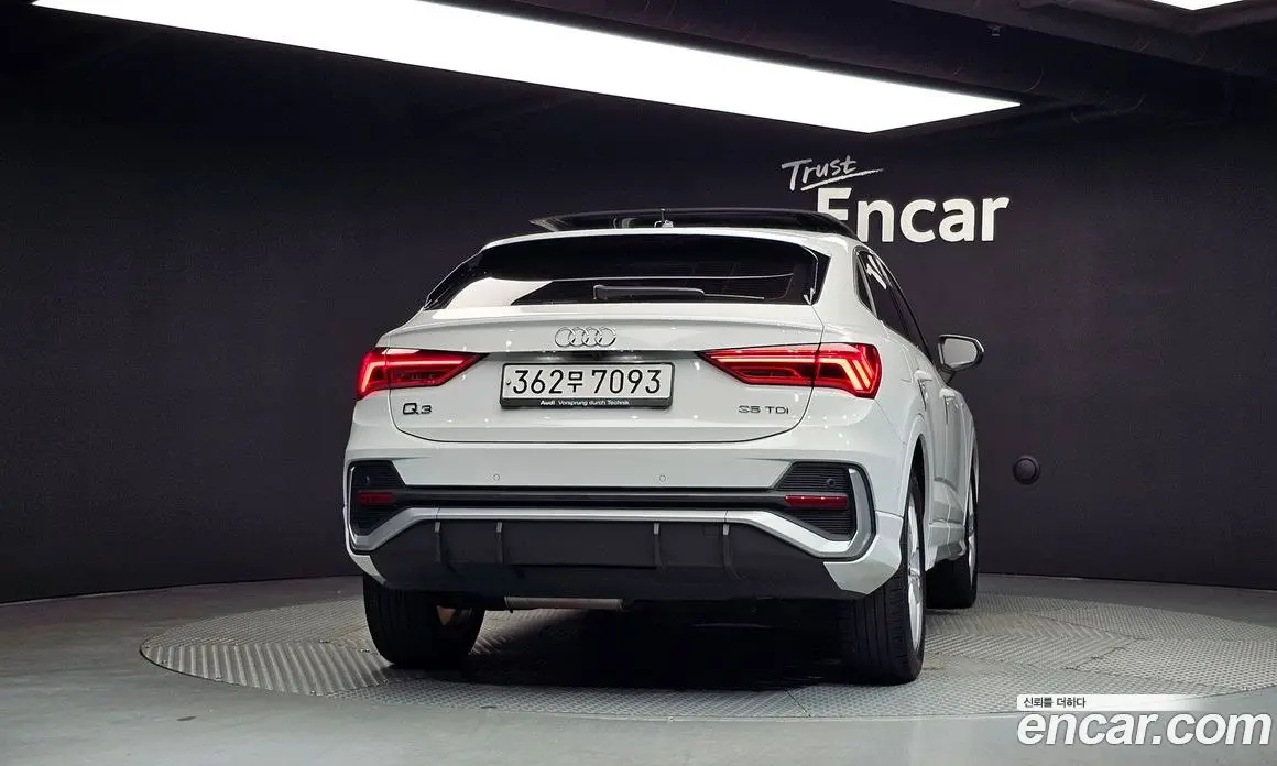 Audi Q3 2020 2.0 автомат (гидро), фото 4 Audi Q3 2020 2.0 автомат (гидро), фото 4