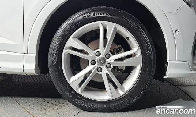 Audi Q3 2020 2.0 автомат (гидро), миниатюра 7 Audi Q3 2020 2.0 автомат (гидро), миниатюра 7