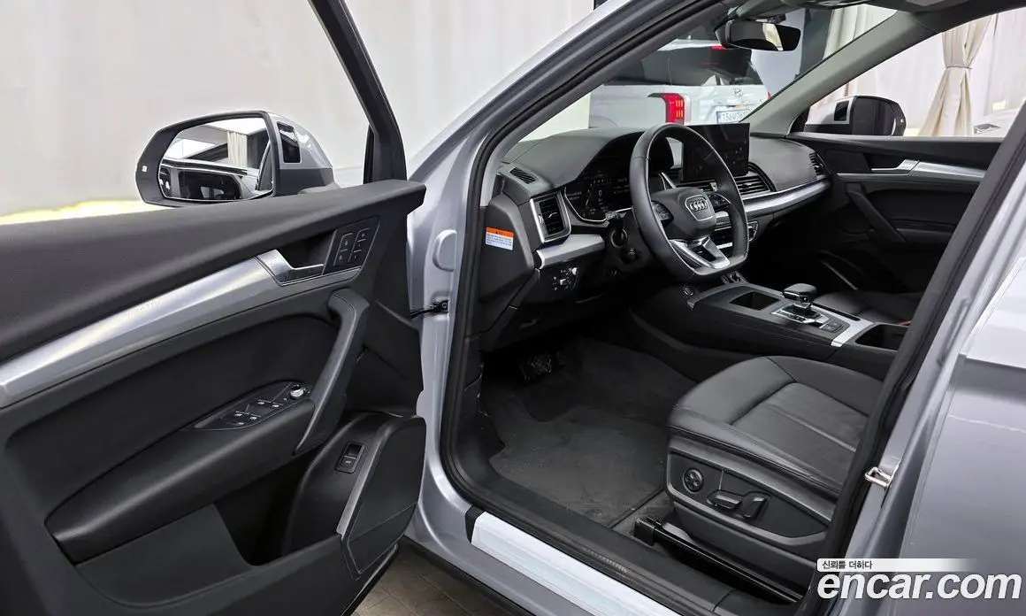 Audi Q5 2023 2.0 автомат (гидро), фото 13