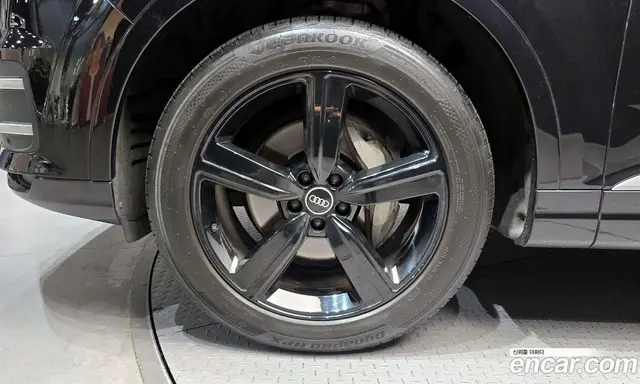 Audi Q7 2019 2.0 автомат (гидро), миниатюра 5
