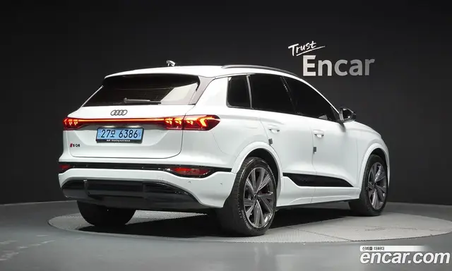 Audi SQ6 e-tron 2025 0.2 автомат (гидро), миниатюра 2