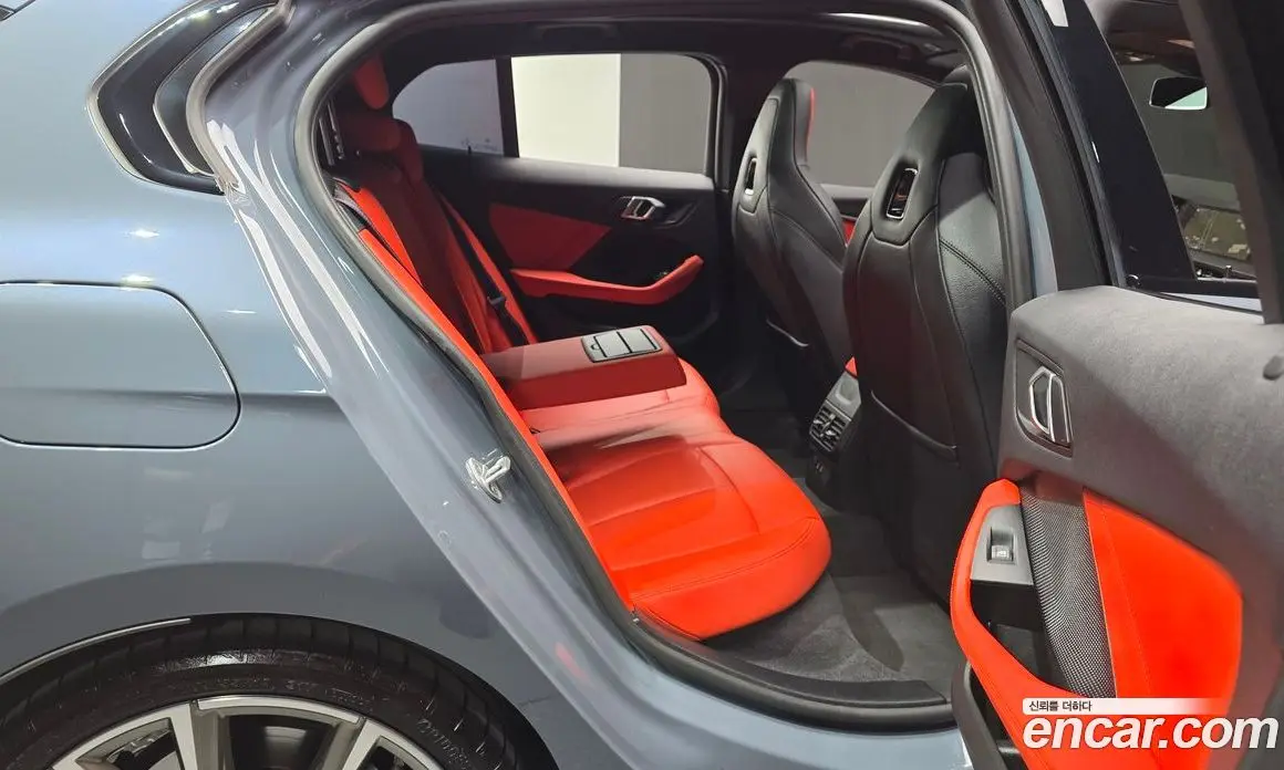 BMW 1 серия 2024 2.0 автомат (гидро), фото 16