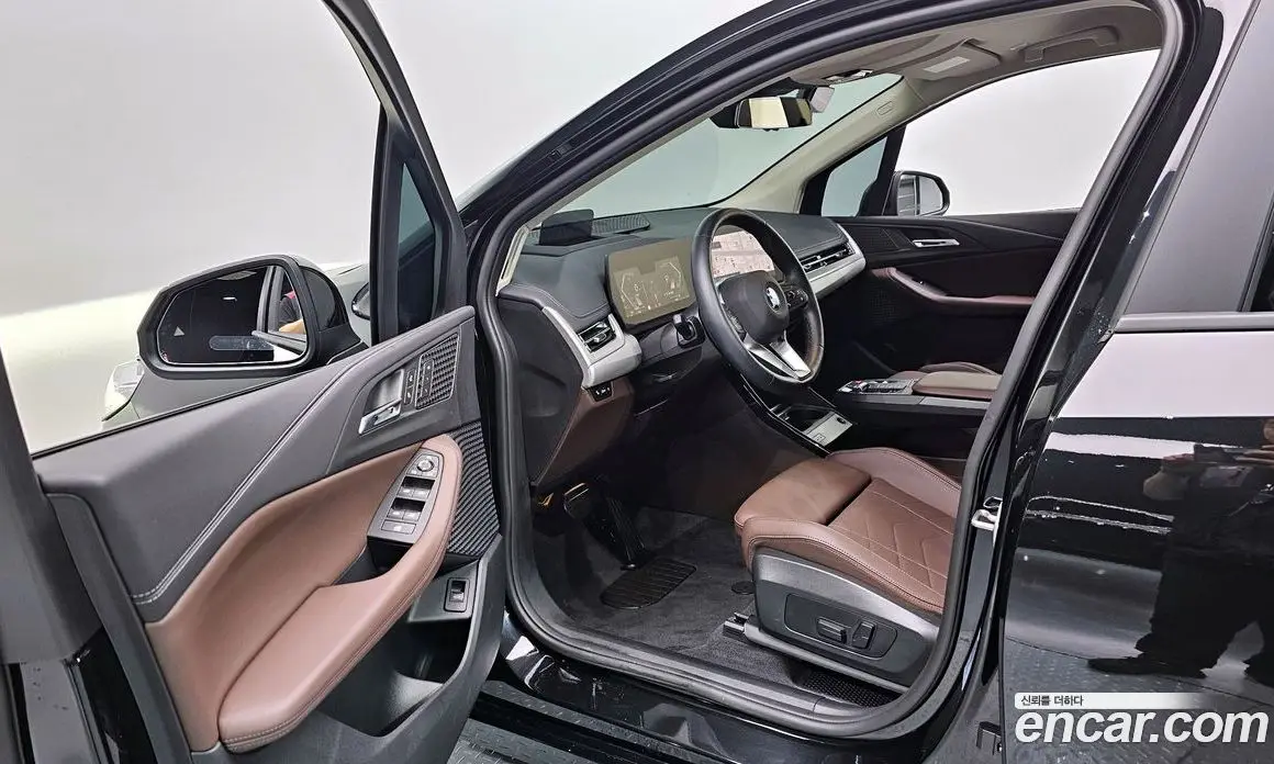 BMW 2 серия 2024 2.0 автомат (гидро), фото 13