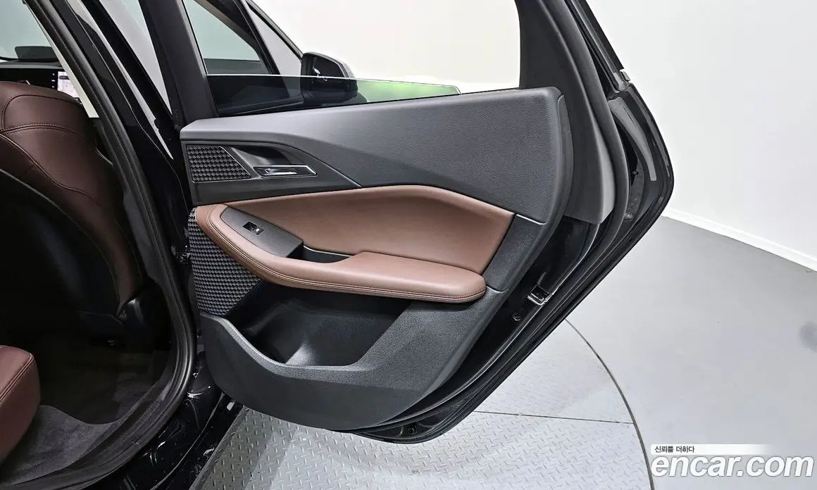 BMW 2 серия 2024 2.0 автомат (гидро), фото 15