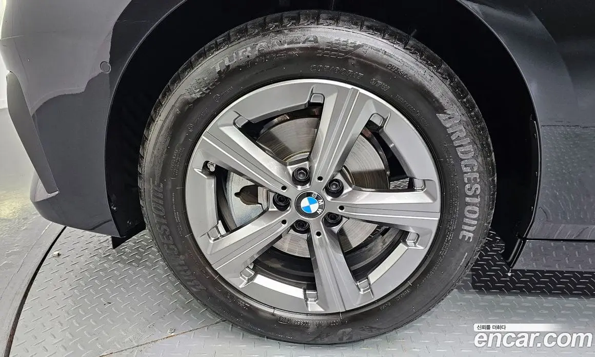 BMW 2 серия 2024 2.0 автомат (гидро), фото 5