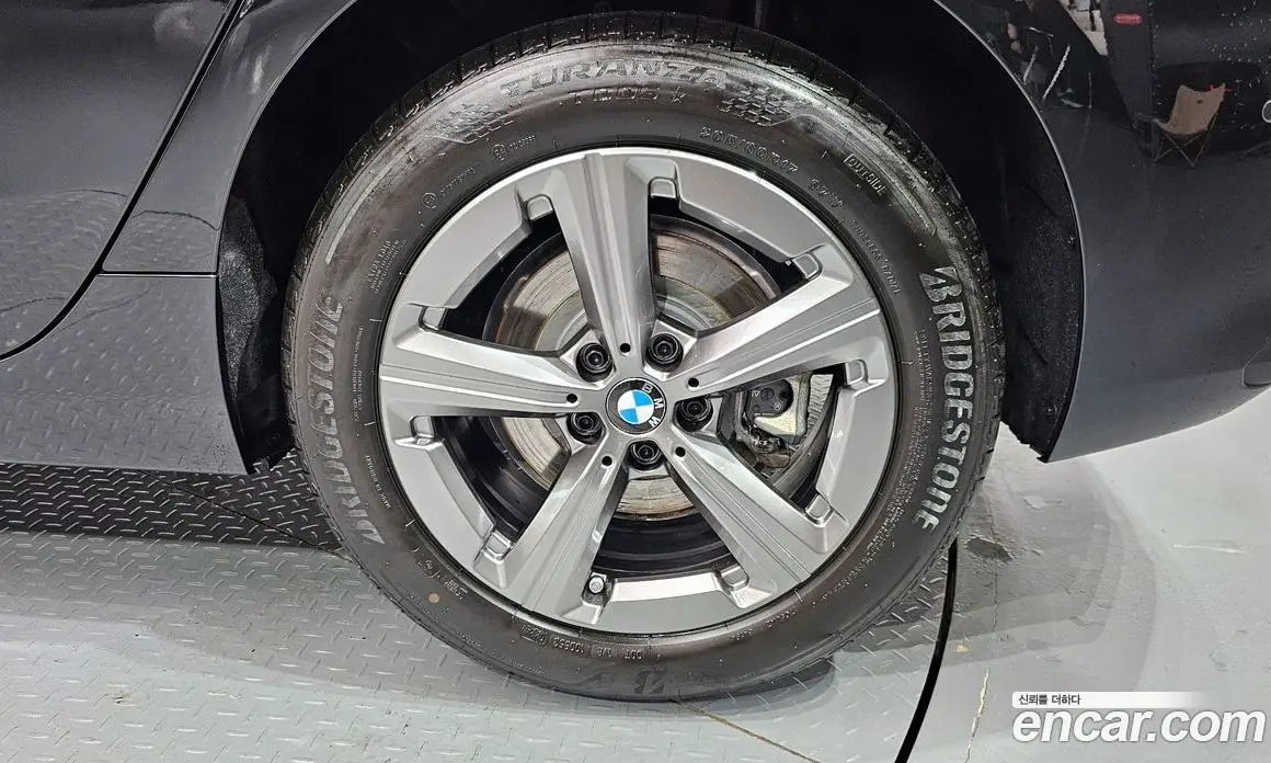 BMW 2 серия 2024 2.0 автомат (гидро), фото 7