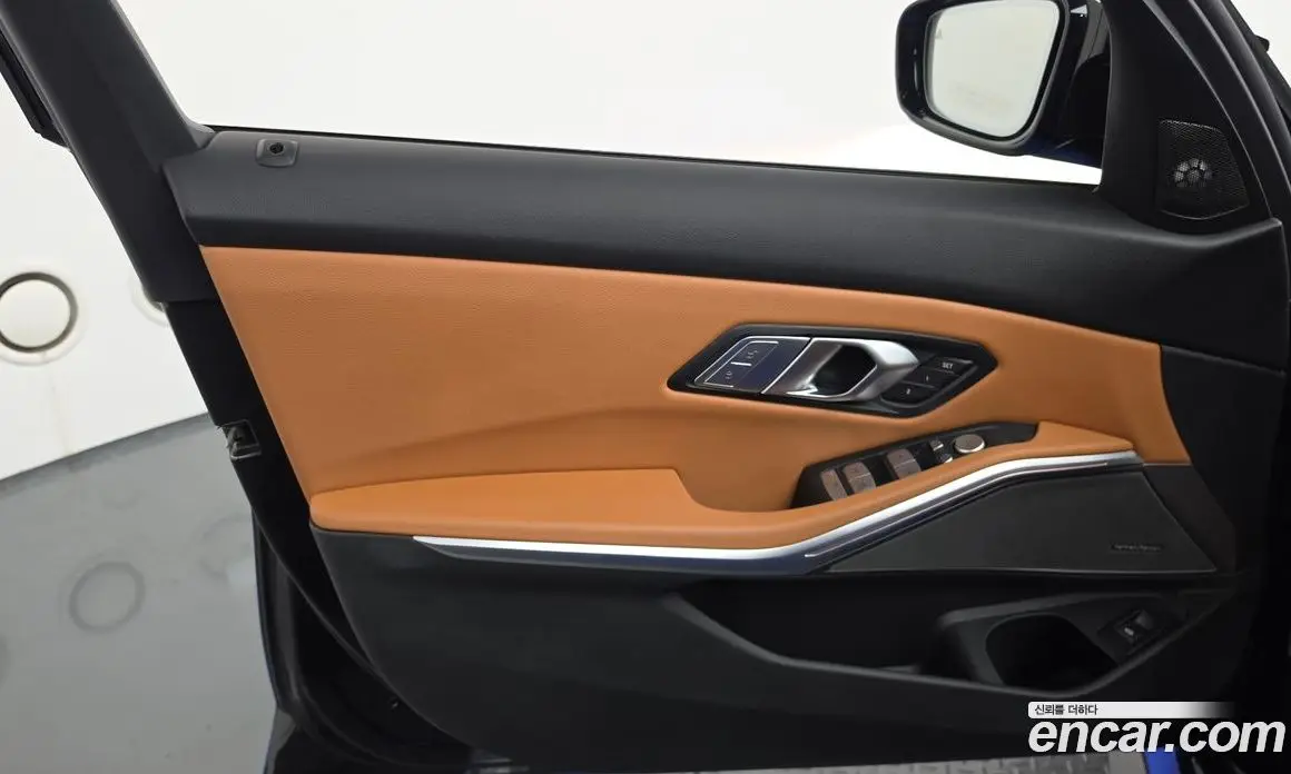 BMW 3 серия 2024 2.0 автомат (гидро), фото 14