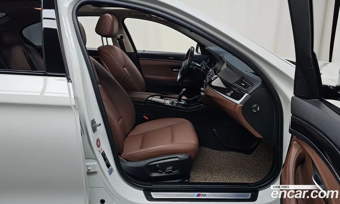 BMW 5 серия 2016 2.0 автомат (гидро), фото 15