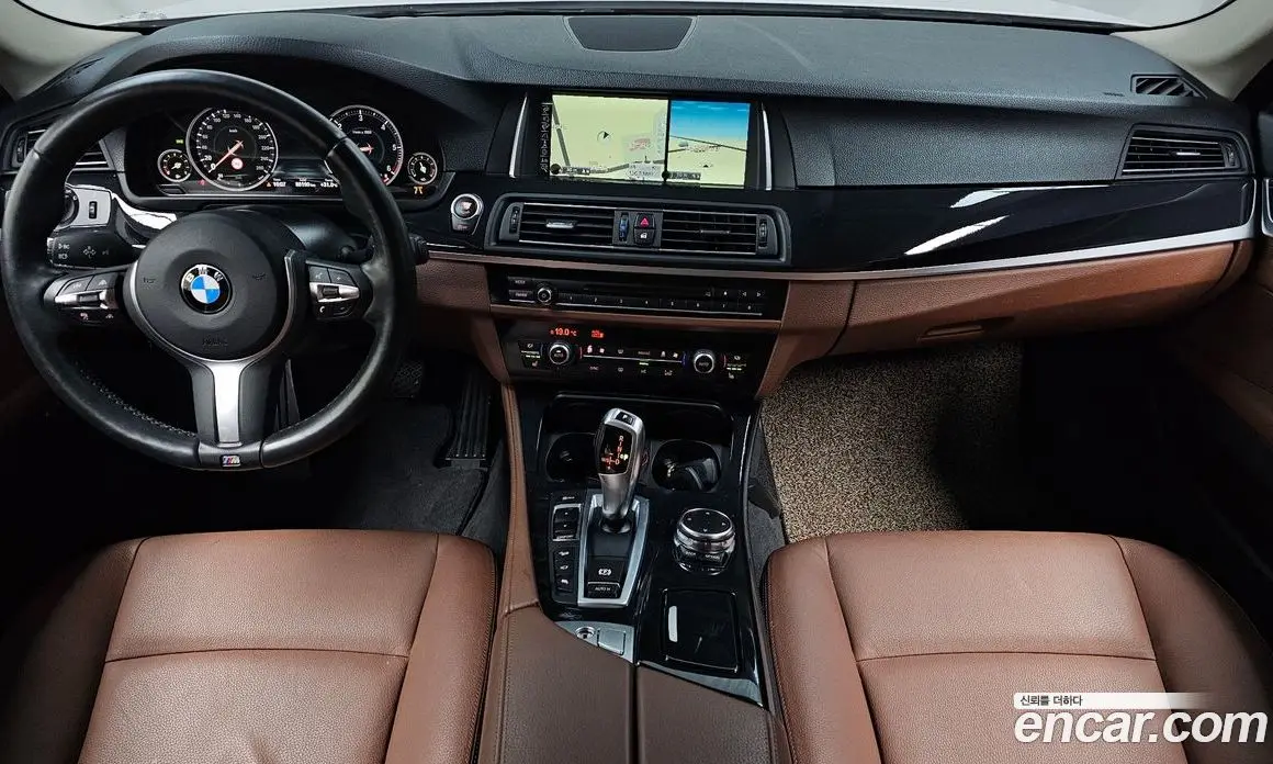 BMW 5 серия 2016 2.0 автомат (гидро), фото 9