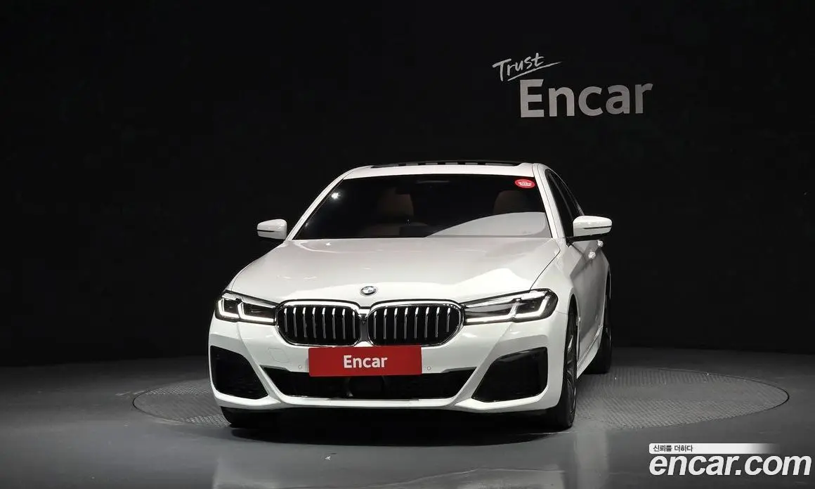 BMW 5 серия 2023 2.0 автомат (гидро), фото 3