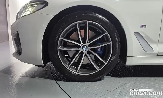 BMW 5 серия 2023 2.0 автомат (гидро), миниатюра 5