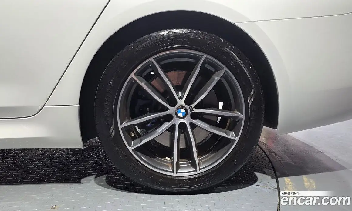 BMW 5 серия 2023 2.0 автомат (гидро), фото 7